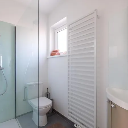 Appartement Les Dauphins 10c *